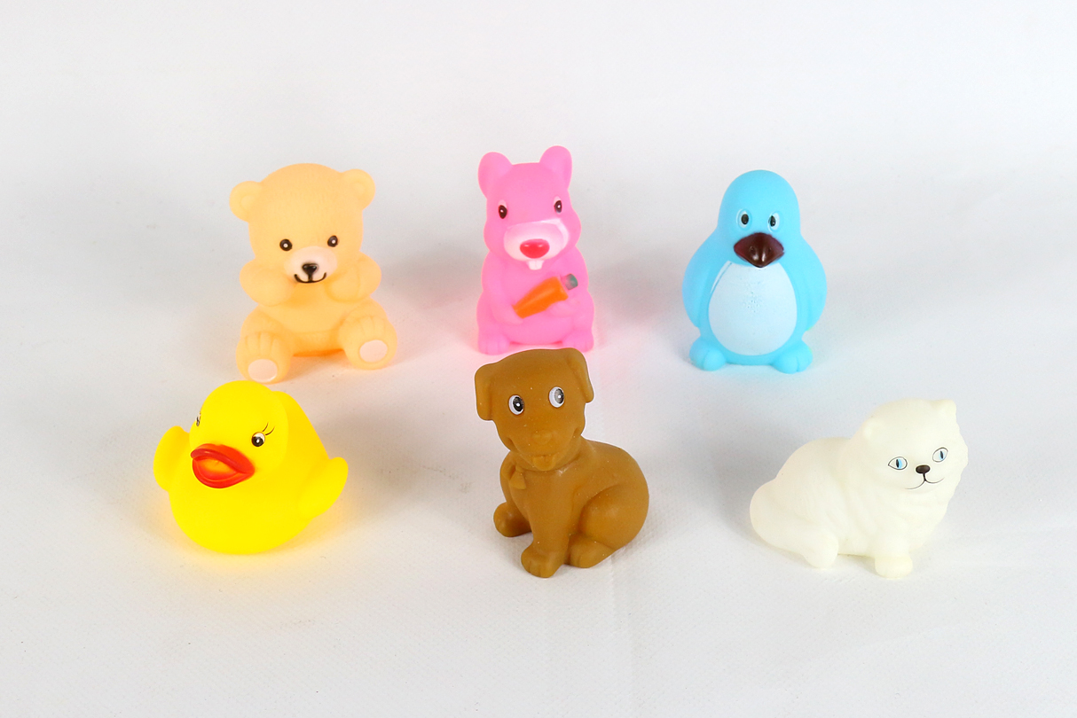 产品名称:搪塑动物/六只庄 产品型号:2866 产品包装:pvc卡袋 装箱数量