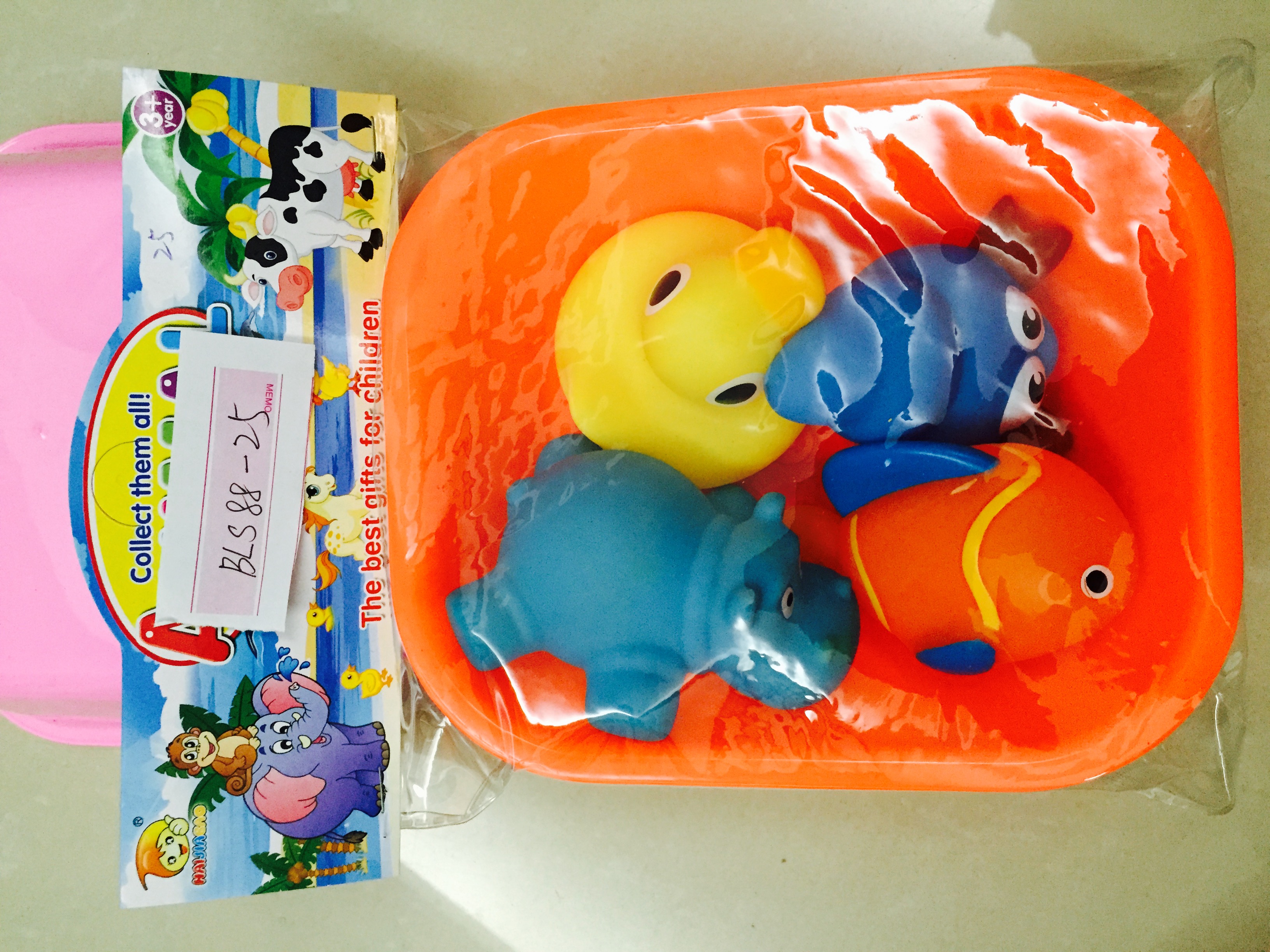 产品名称:搪塑洗澡动物配浴盆 产品型号:bls88-25 产品包装:pvc卡袋